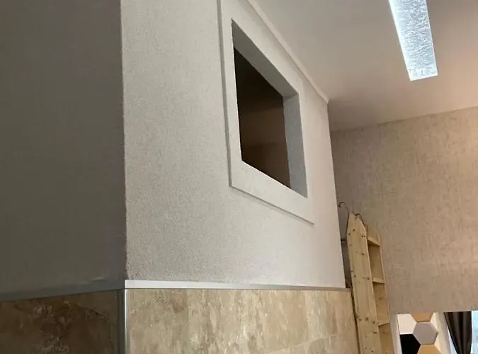 Silver Apartment *
